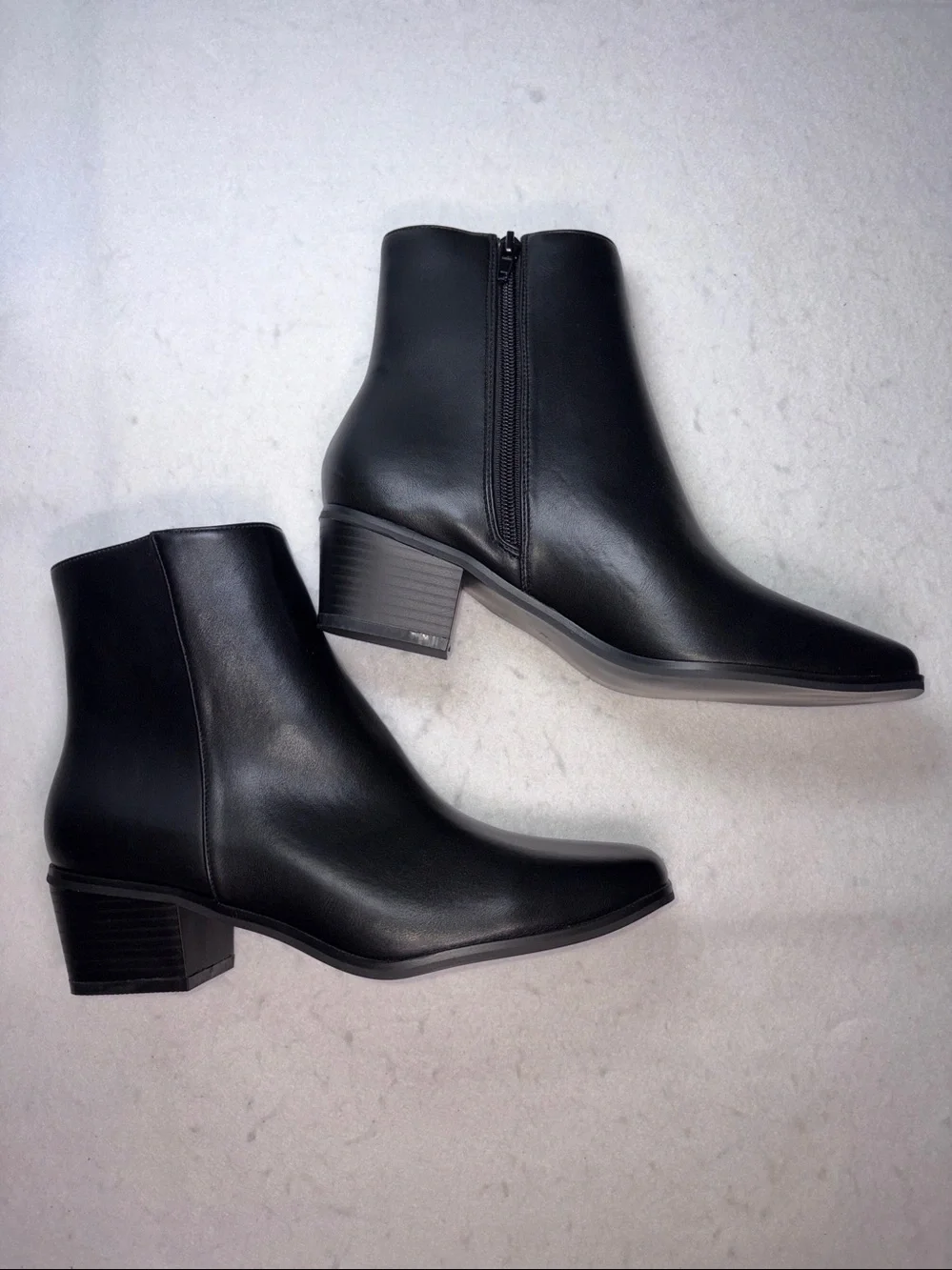 NWOB Lulus sz 8.5 Rayaa Black Leather Ankle Boots 2” Block Heel square toe new